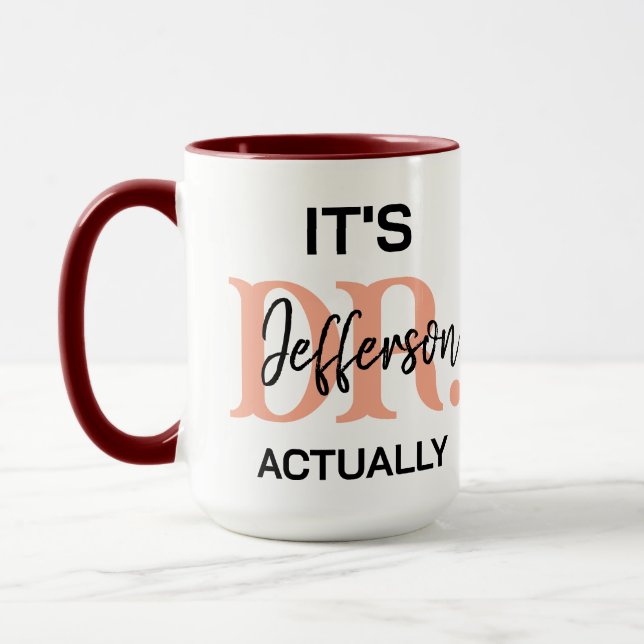 Caneca É Dr, Na Verdade – Vida Divertida de Médico | Fofo (Esquerda)