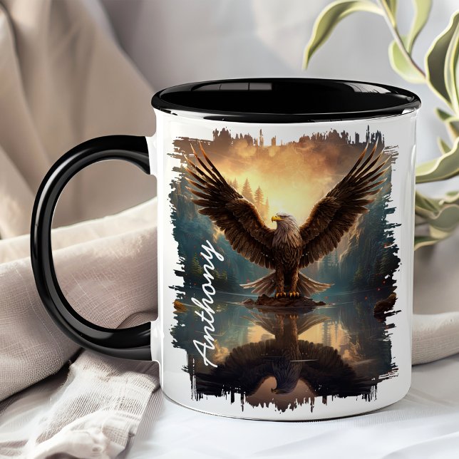 Caneca Eagle Soaring Over Lake Refletion (Criador carregado)