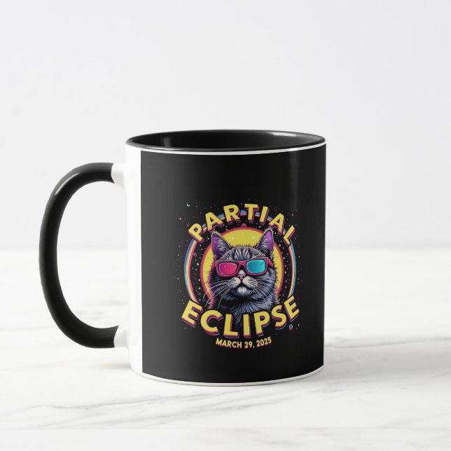 Caneca Eclipse Parcial 2025 Astronomy KItten Amantes (Esquerda)
