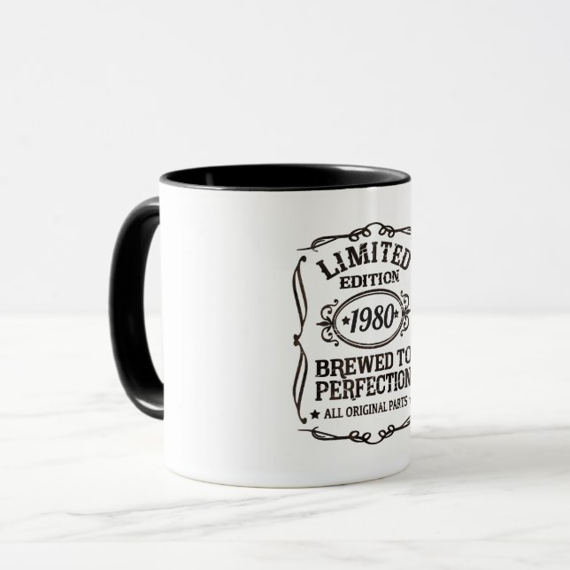 Caneca Edição Limitada Antigo Número do Ano de Nascimento (Frente Esquerda)