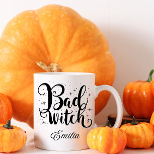 Caneca Elegante Má Bruxa Nome Halloween Preto e Branco