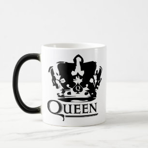 Caneca em mudança da cor da coroa do Queens