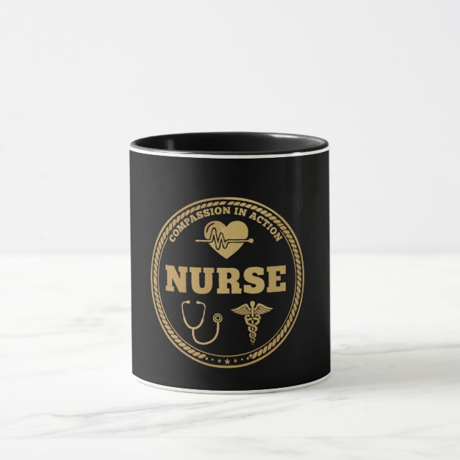 Caneca Emblema da Enfermeira Profissional | Compaixão em  (Centro)