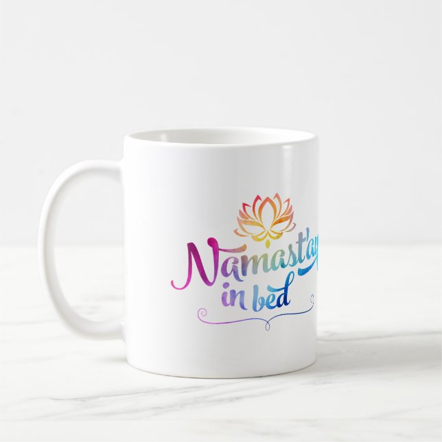 Caneca engraçada das citações de Namaste (Esquerda)