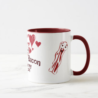 Caneca engraçada do amor do bacon