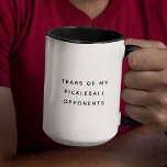 Caneca Engraçadas lágrimas da minha tipografia dos oposit<br><div class="desc">Engraçada caneca moderna lendo LÁGRIMAS DE MEUS OPOSITORES DE PICKLEBALL em uma design de tipografia minimalista da tendência. Sip humor da nossa caneca 'Lágrimas dos meus oponentes de Pickleball'. 🥒 😂 ☕ diversão hilária para os entusiastas da bola de picles! #PickleballHumor #CustomLaughs</div>