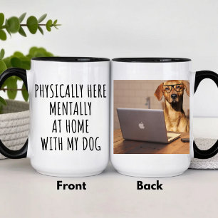 Caneca Engraçado Fisicamente Aqui Mentalmente Em Casa Com