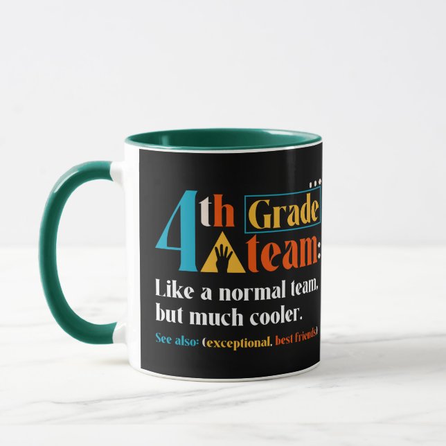 Caneca Equipe Do 4º Ano Como Equipe Normal Mas Muito Mais (Esquerda)