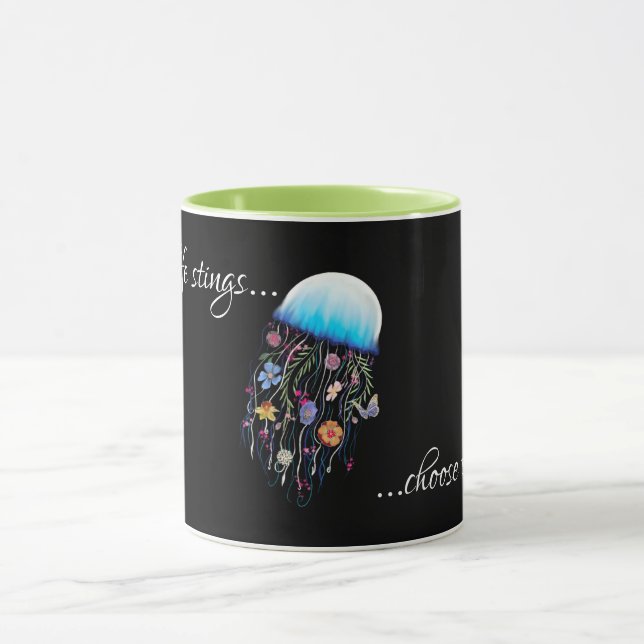 Caneca Escolha o estímulo floral à água-viva floral (Centro)