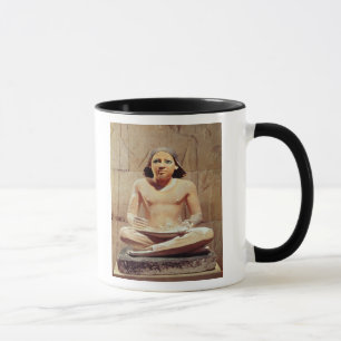 Caneca Escrevente assentado de pernas cruzadas
