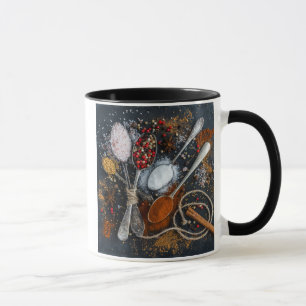 Caneca Especiarias arranjadas em colheres