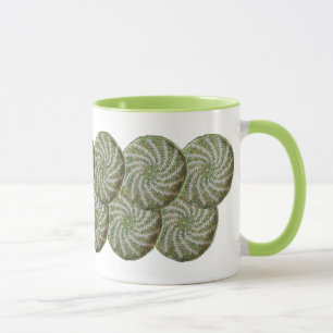 Caneca - espiral branca do Crochet no verde