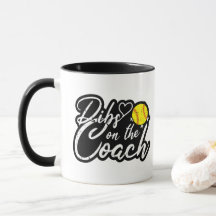 Esposa do Treinador de Softbol Tem Prioridade sobr