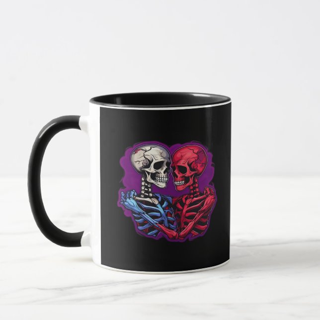 Caneca Esqueleto Tradicional Americano Segurando Tatuagem (Esquerda)