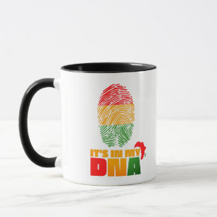 Caneca Está no Meu DNA Bandeira Africana Mês da História