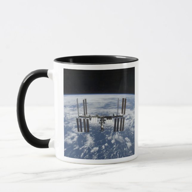 Caneca Estação Espacial Internacional em órbita (Esquerda)