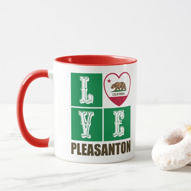 Caneca Estado da Califórnia Flag Heart Pleasanton (Com Donut)