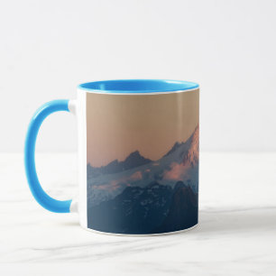 Caneca Estado de Washington, Cascades do Norte. Monte Bak