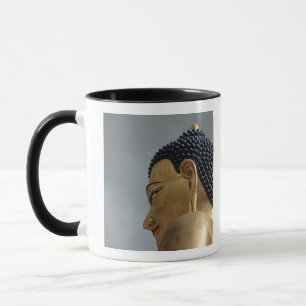 Caneca estátua de Buddha Dordenma