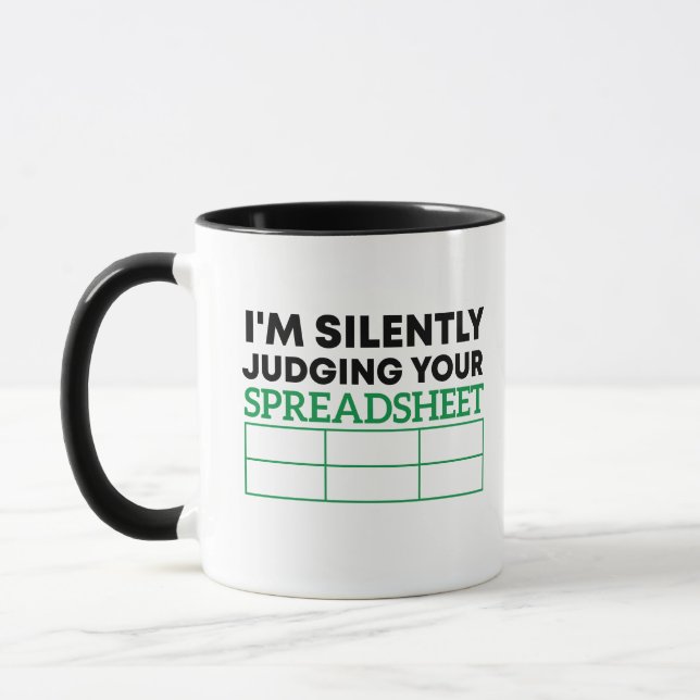 Caneca Estou silenciosamente julgando sua planilha Analis (Esquerda)