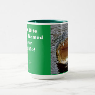 Caneca Eu não mordo humanos chamados Sharon