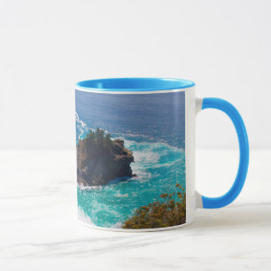 Caneca EUA, Califórnia. Vista das quedas de Mcway