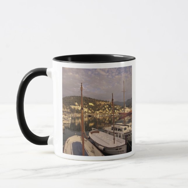 Caneca Europa, Espanha, Ilhas Baleares, Maiorca, Porto de (Esquerda)