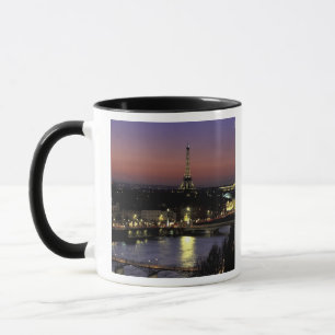 Caneca Europa, França, Paris, Vista do pôr do sol do Eiff