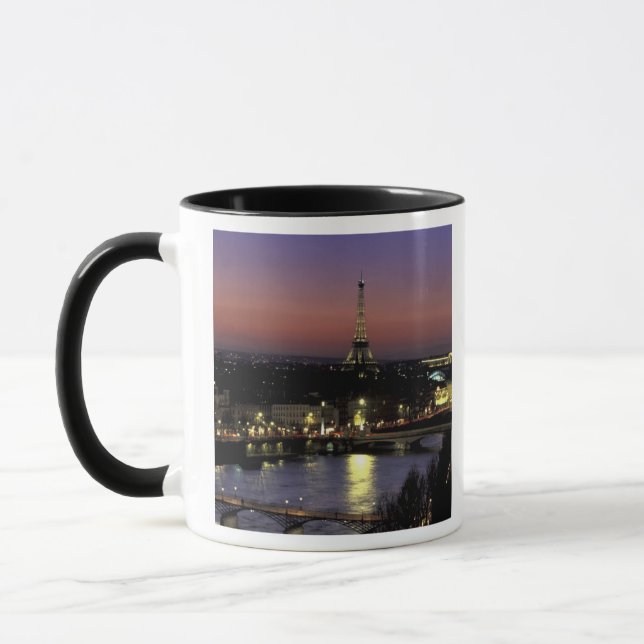 Caneca Europa, França, Paris, Vista do pôr do sol do Eiff (Esquerda)