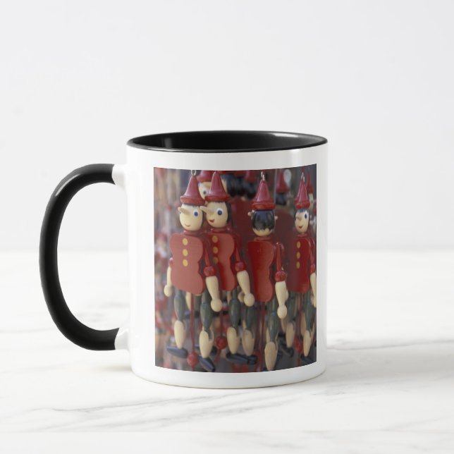 Caneca Europa, Itália, Toscana, Collodi, Casa de (Esquerda)