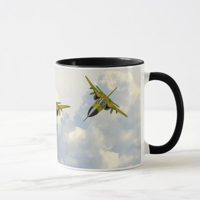 CANECA F111 EM SUA CARA (Direita)