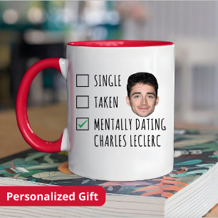 Caneca F1, Solteiro Tirado Mentalmente Namorando Charles