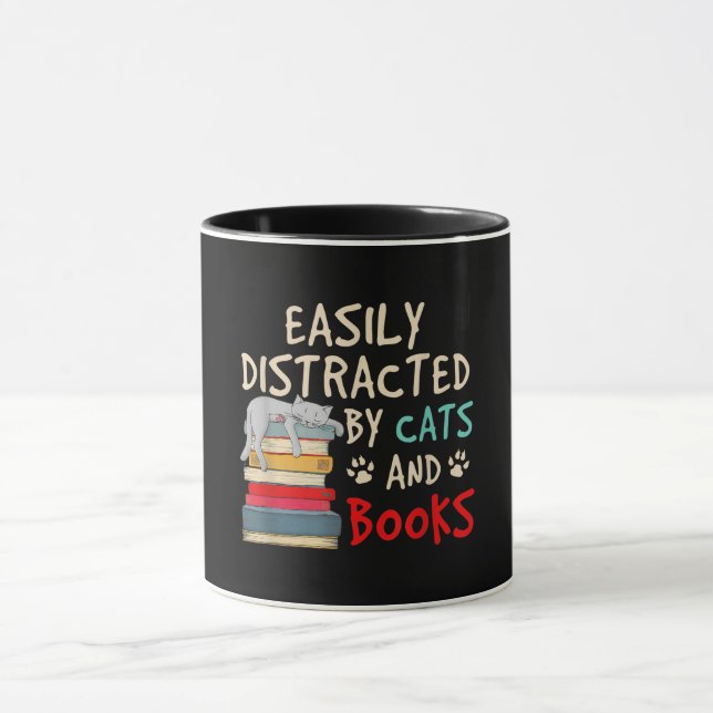 Caneca Fácil distração de gatos e livros | Gato engraçado (Centro)