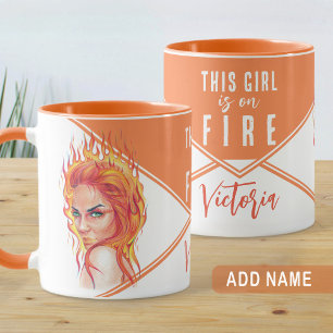 Caneca Fantasy chama Mulher de Arte Surreal Menina em Nom