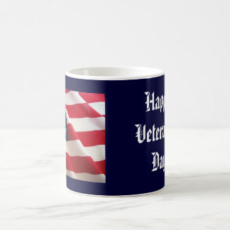 Caneca feliz do dia de veterano
