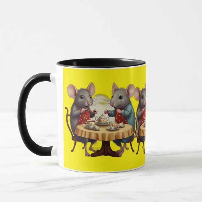 Caneca Festa Whimsical Tea com Ilustração de Ratos em Mug (Esquerda)
