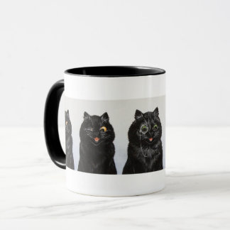 Caneca Fila de Gatos Negros de Louis Wain