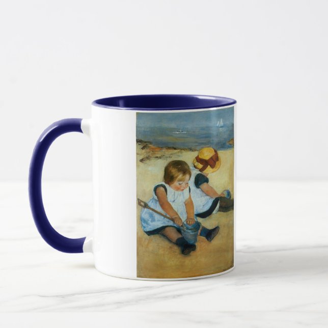 Caneca Filhos de Mary Cassatt na praia (1884) (Esquerda)