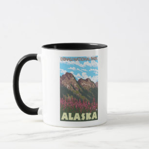 Caneca Fireweed & montanhas - parque nacional de Denali,