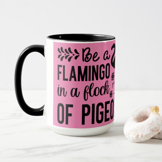 Caneca Flamingo No Bando De Suínos (Com Donut)