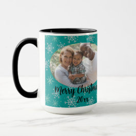 Caneca Flocos de neve brancos e aqua pintados à mão na fo