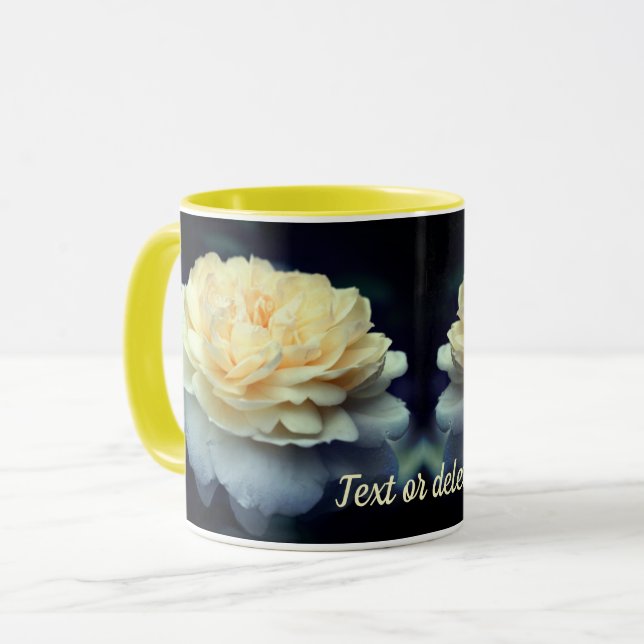 Caneca Flor de Rosa Amarelo Suave Personalizada (Frente Esquerda)