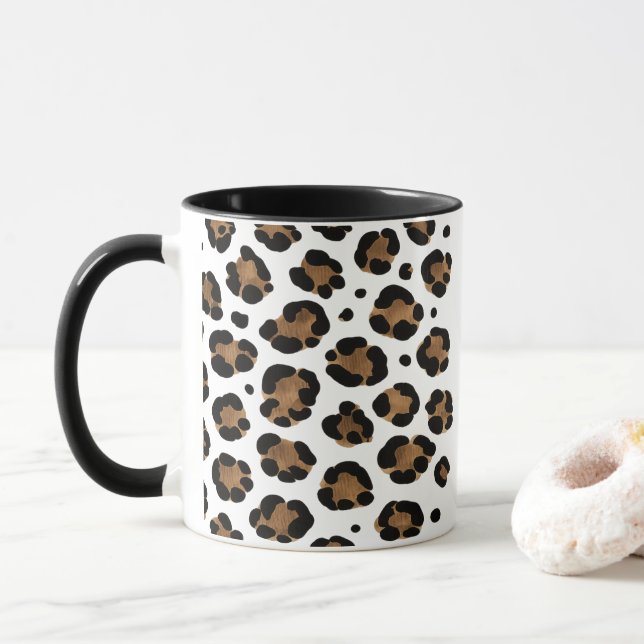 Caneca Floral – Design de Rosa Elegante (Com Donut)