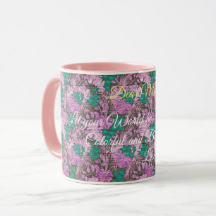 Caneca Floral no texto personalizado de madeira