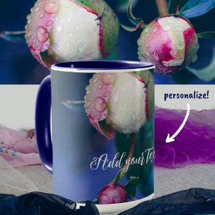 Caneca Flores de pedônia após chuva