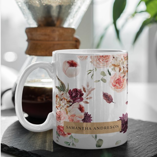Caneca Flores Modernas de Pastel e Presente Personalizado (Criador carregado)