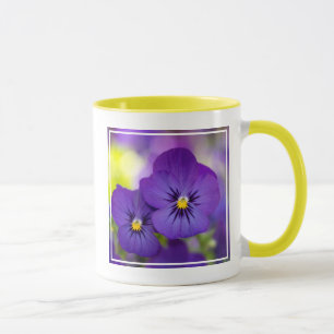 Caneca Flores Pintas Roxas
