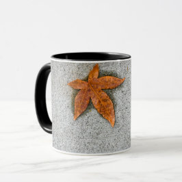 Caneca Folha na Calçada