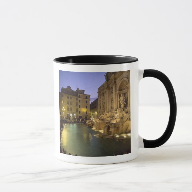 Caneca Fonte da Trevi à noite, Roma, Lazio, Itália (Direita)