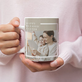 Caneca Foto da família Beige Modern | Feliz Páscoa